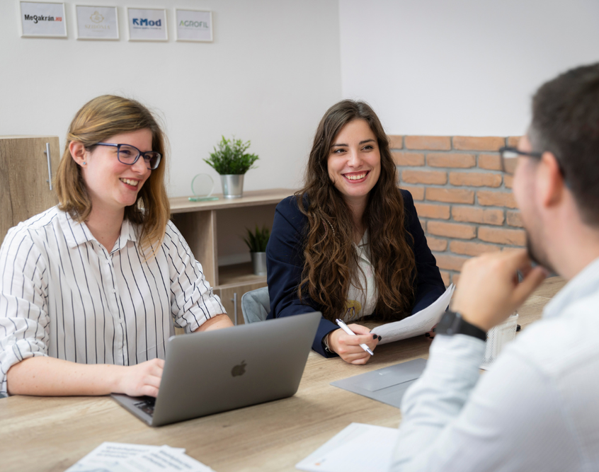 Online marketing támogatás lépés képe