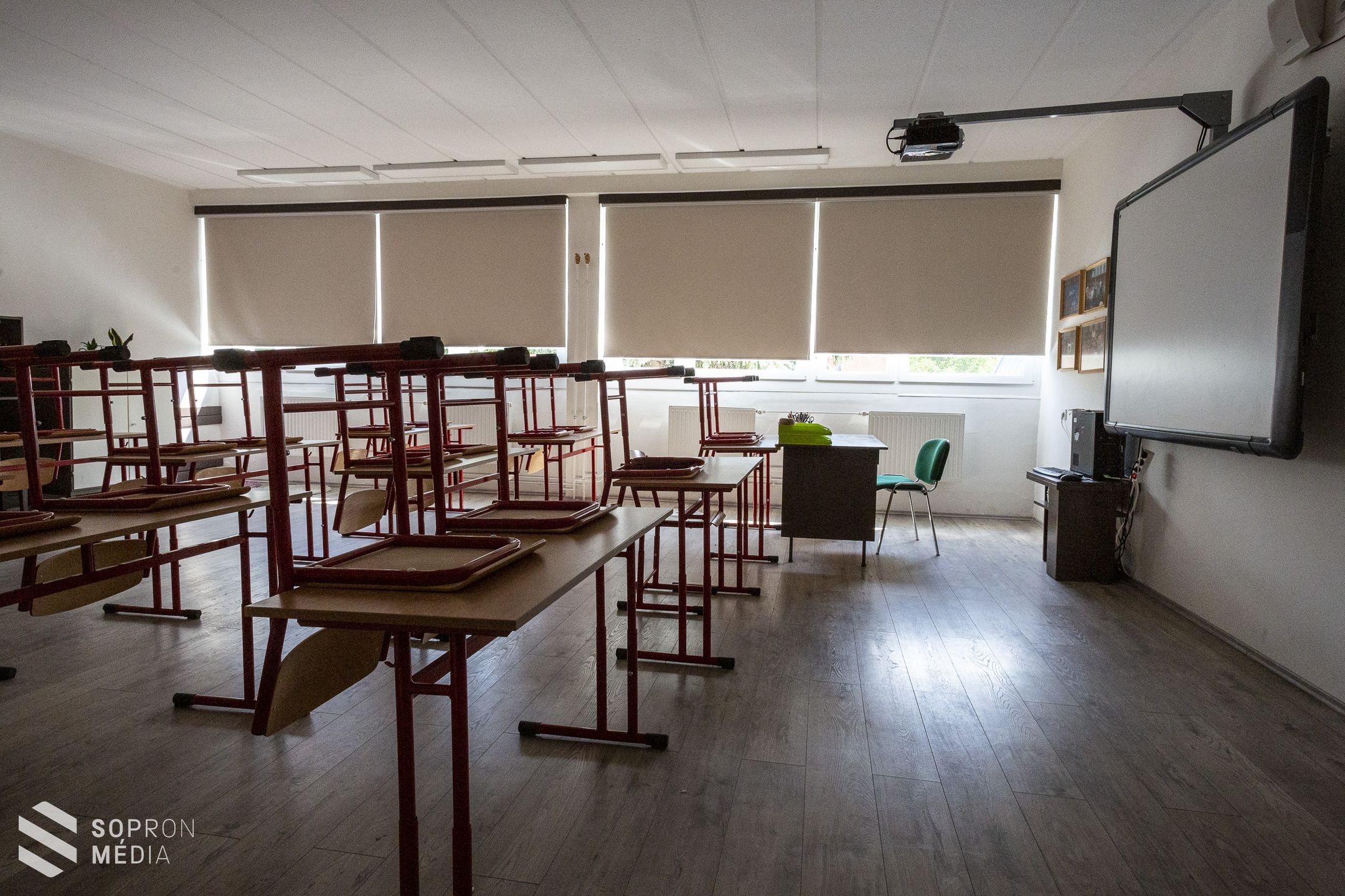 Átadták a felújított Lackner Kristóf Általános Iskolát!