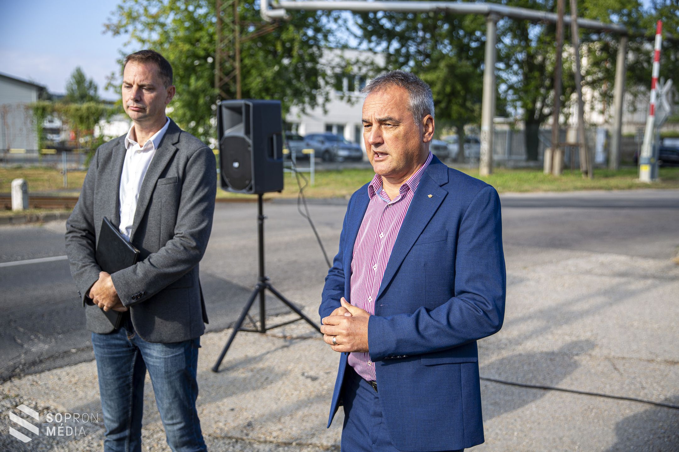 Modernizálták és félcsapórúddal is felszerelték a Táncsics utcai vasúti átjárót