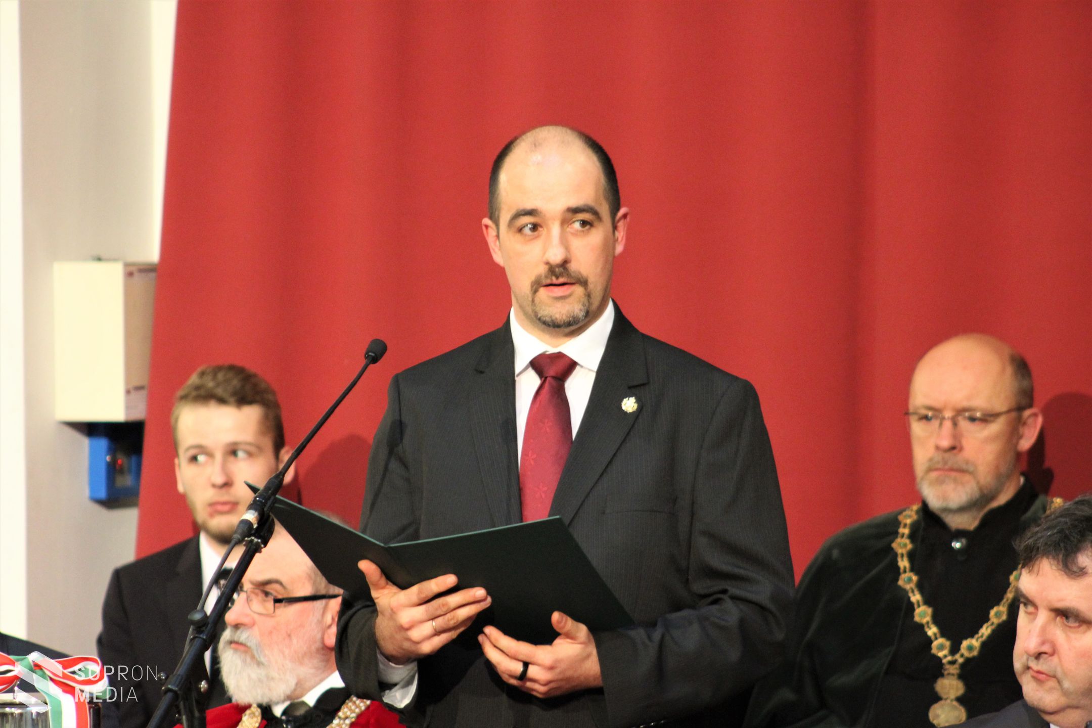 Történelmi pillanat: A név újra Soproni Egyetem!