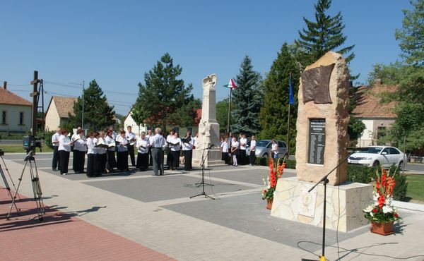 25. Falunap 2014. augusztus 9.
