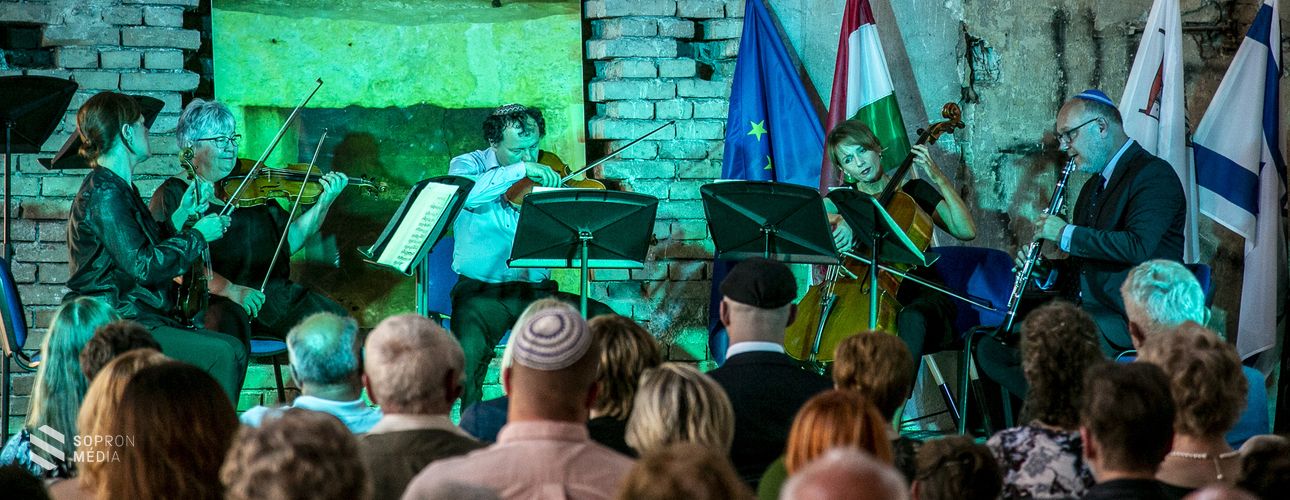 A Budapesti Fesztiválzenekar adott koncertet az ortodox zsinagógában