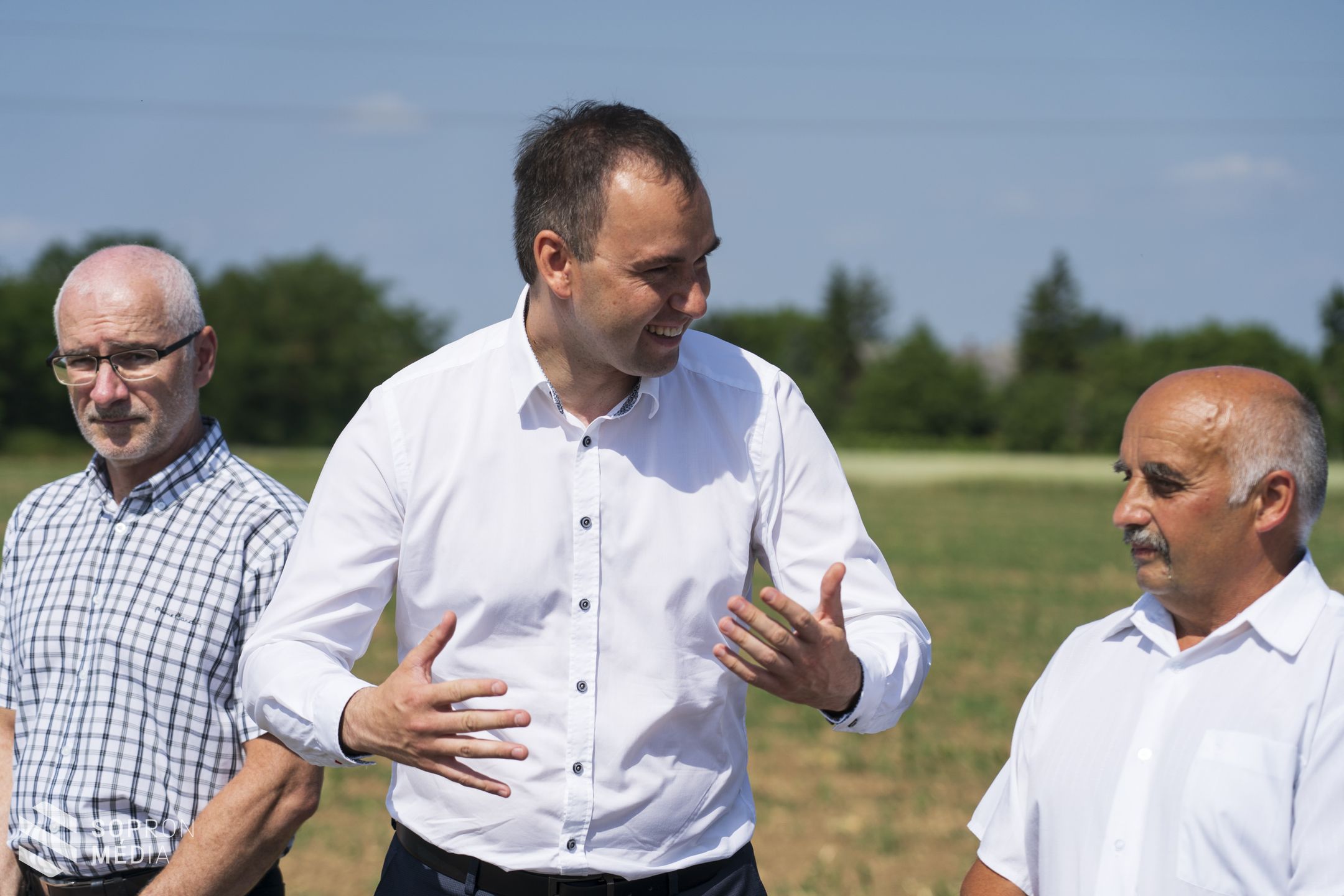Megújult útszakaszt adtak át Szakonyban 