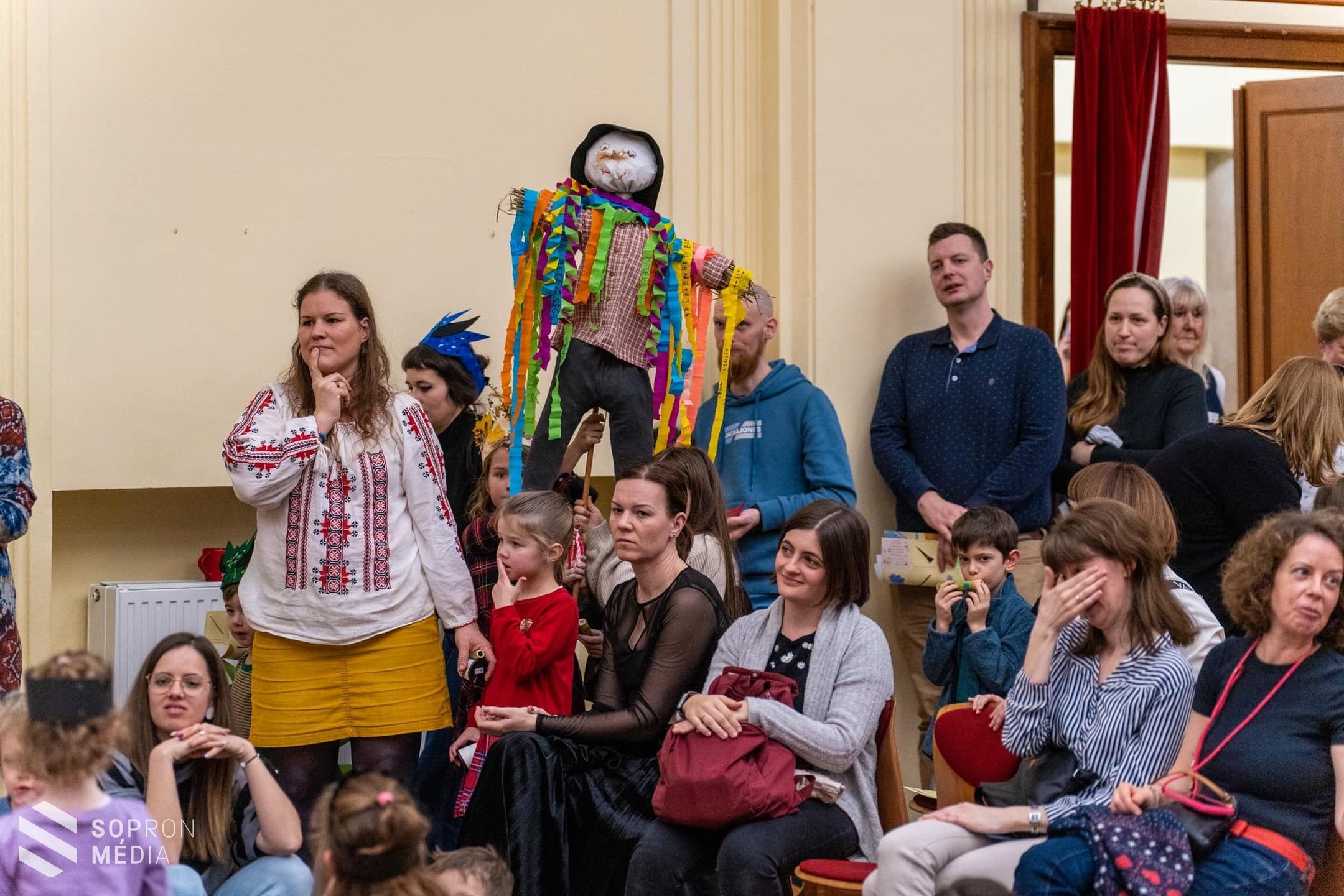 Farsangi hangulatban telt a februári Kuglóf koncert