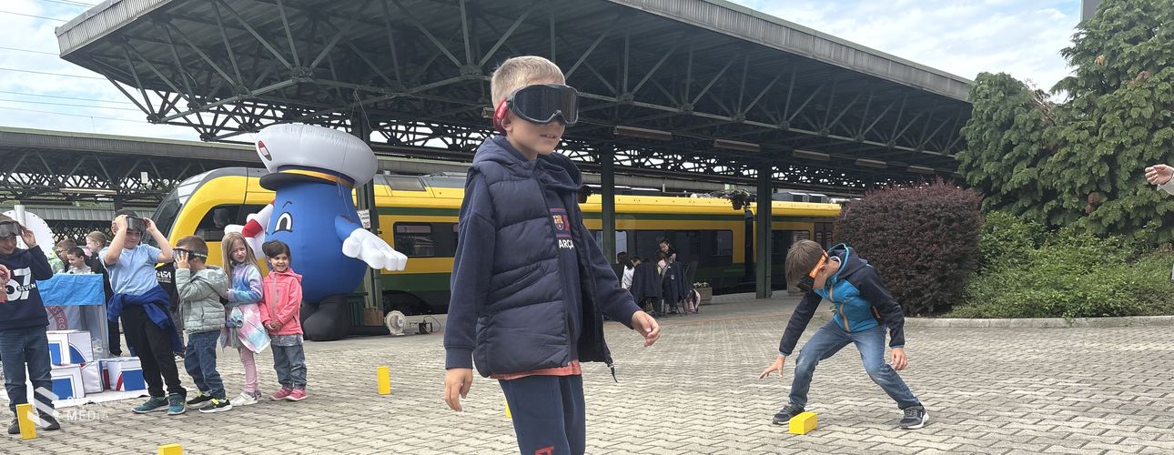 A soproni vasútállomás működésébe nyertek betekintést a fiatalok