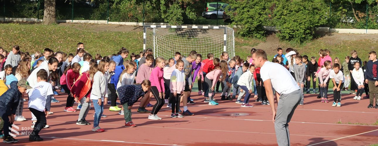 Vidám sport- és túranap a Hunyadiban 