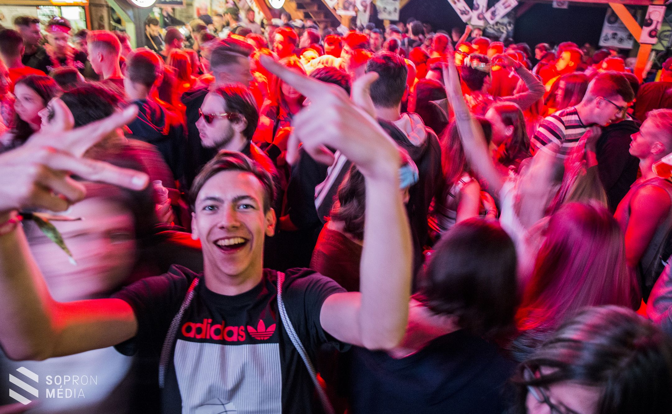 "Utolsó tánc...!"(Galéria)