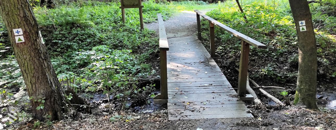 Felújított turistaút bejáró