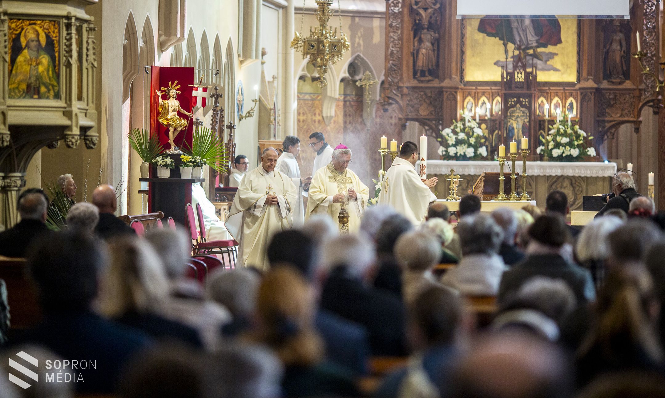 Húsvéthétfői püspöki szentmise