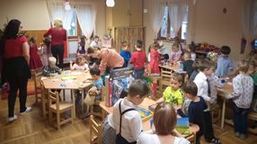 Gyerekek karácsonya Balfon