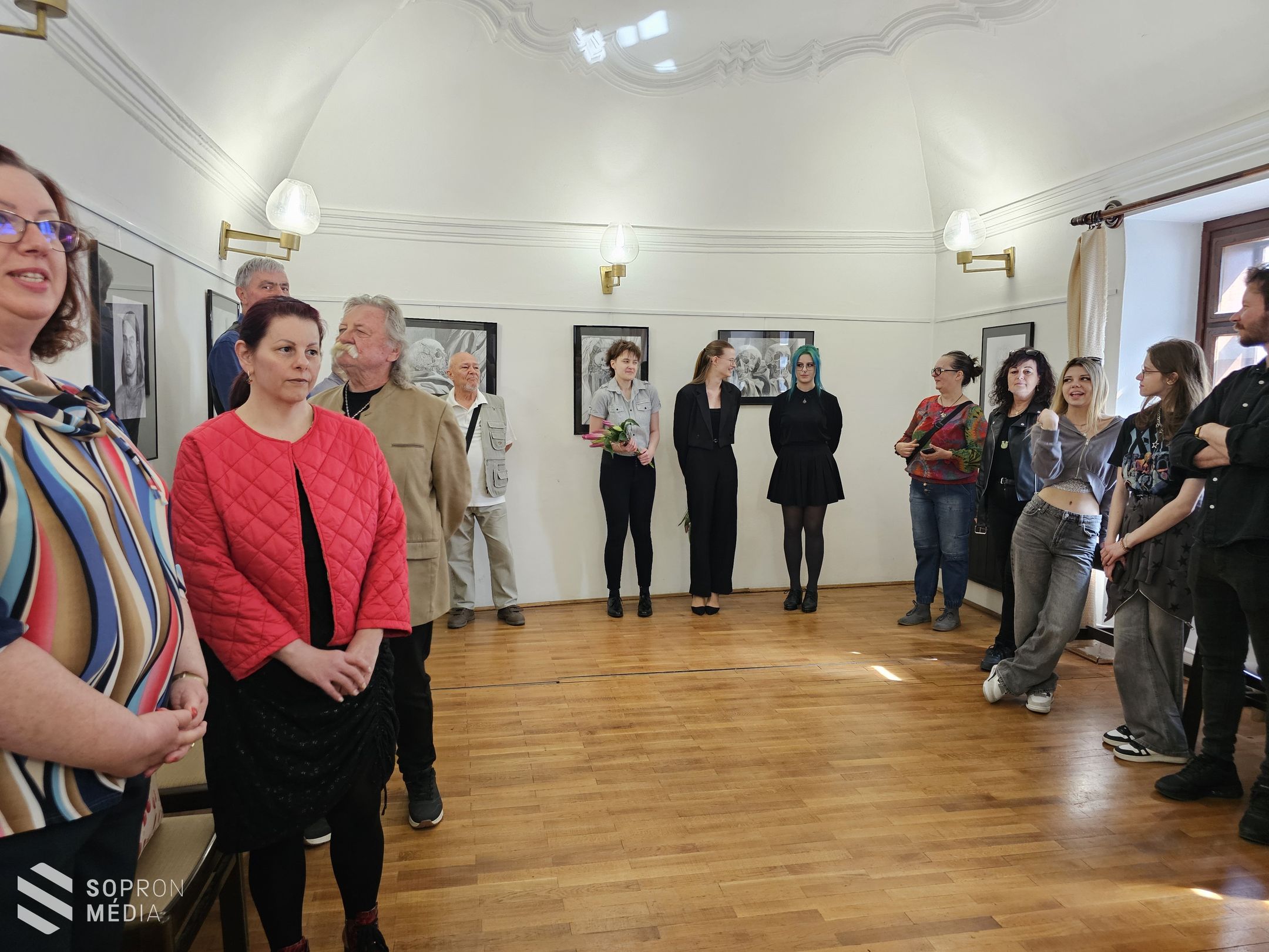 Asszonancia - a Handler-technikum díjátadóval egybekötött kiállítása