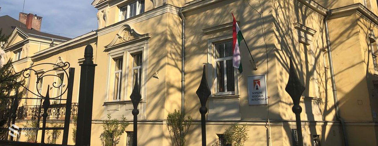 Korlátozásokkal, de látogathatók a Soproni Szociális Intézmény otthonai