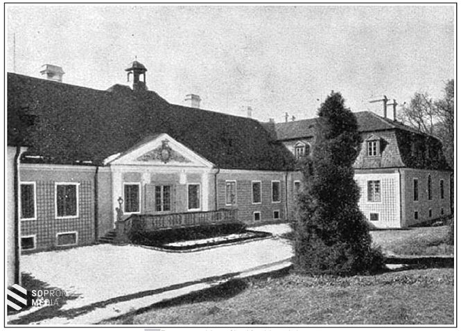 Peresznyei kastély: Kerti homlokzat. (1938)