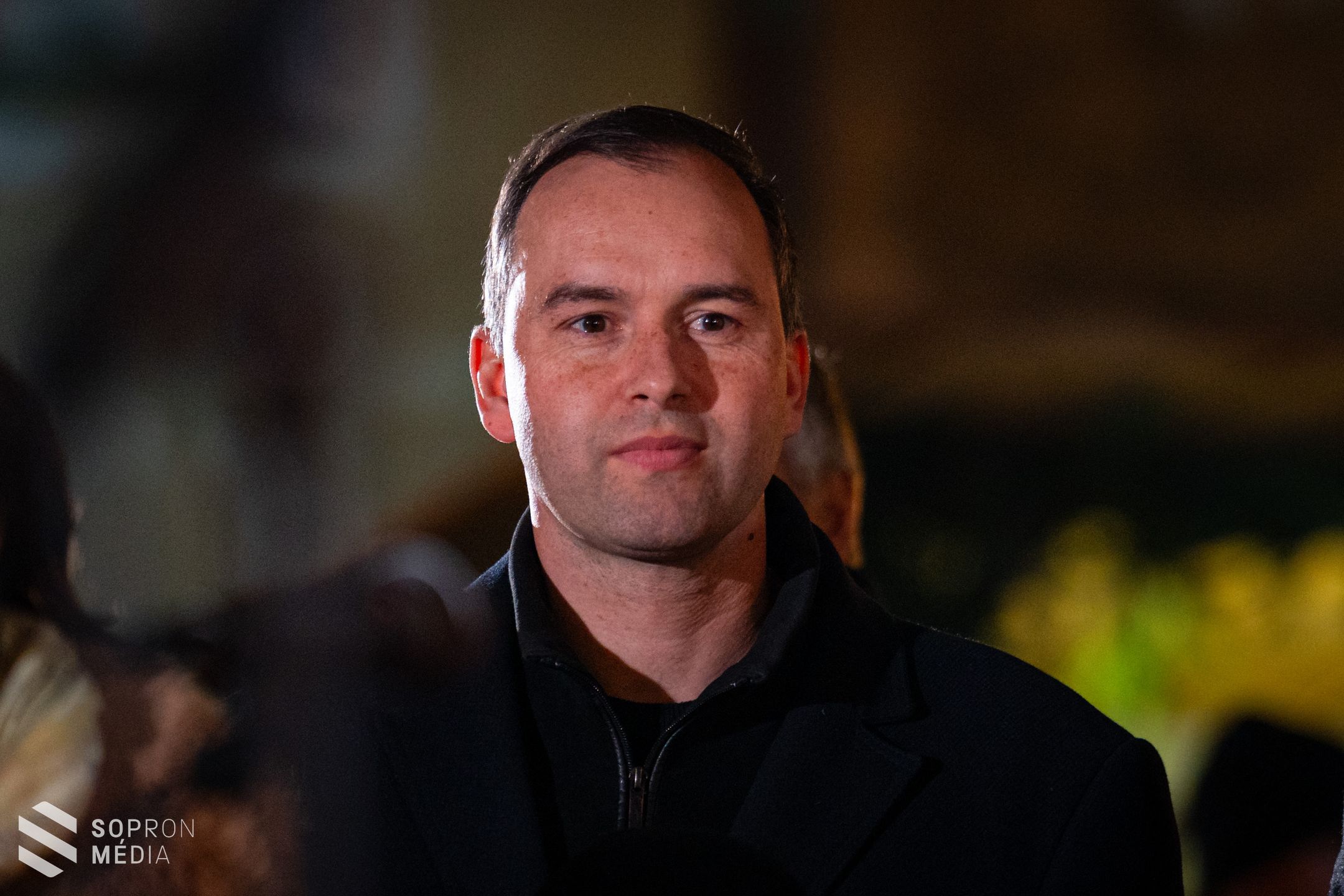 Fellobbant a remény lángja Sopronban