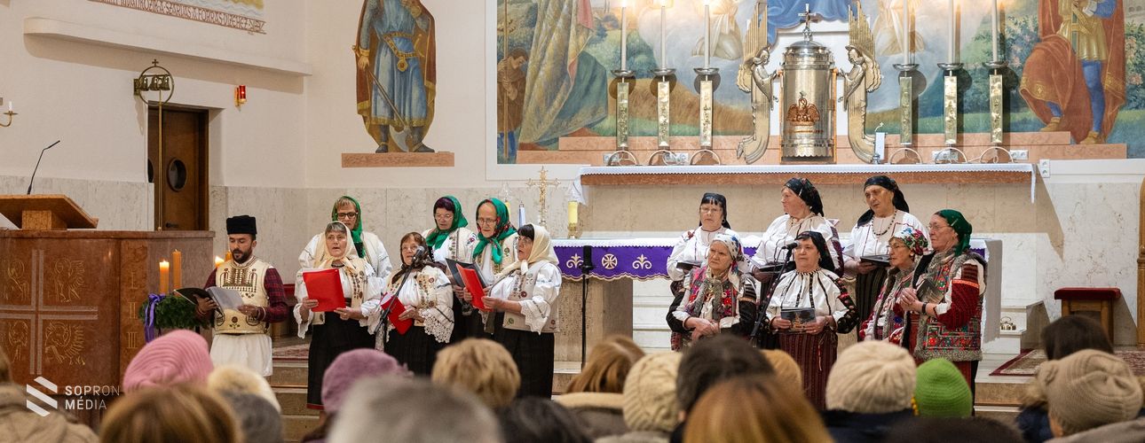 Csángó advent Sopronban