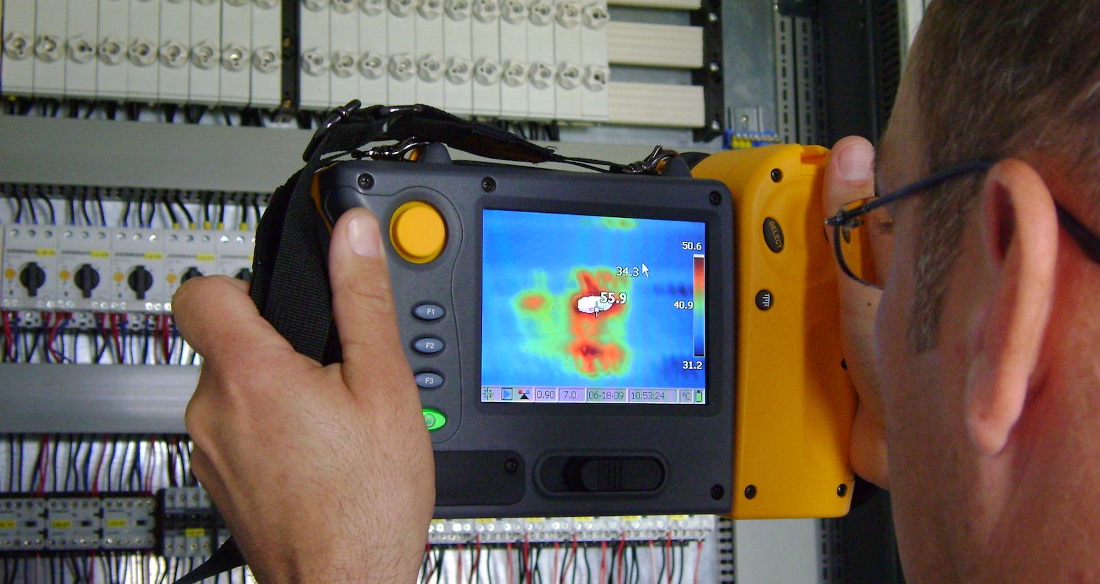owox system Kft.