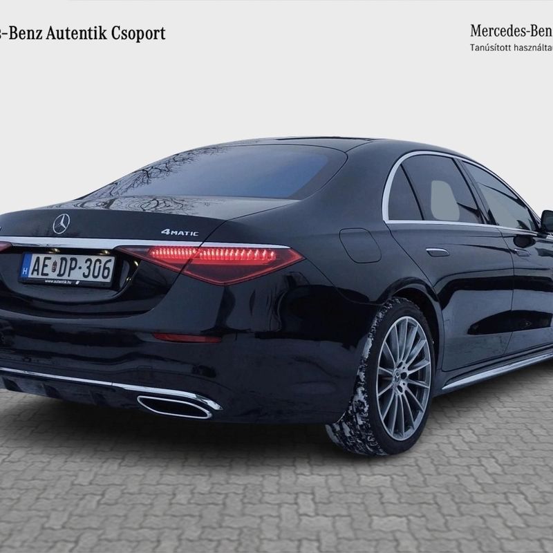 MERCEDES-BENZ
