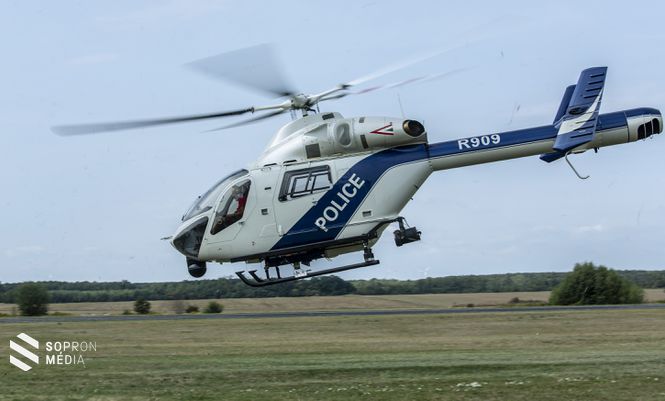 Augusztus végén helikopterrel ellenőrizték a  megyénk több pontján is a területeket. 