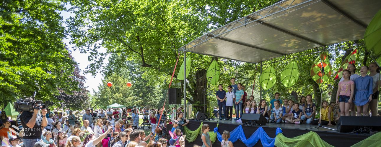 Retro Tündérfesztivál az Erzsébet kertben