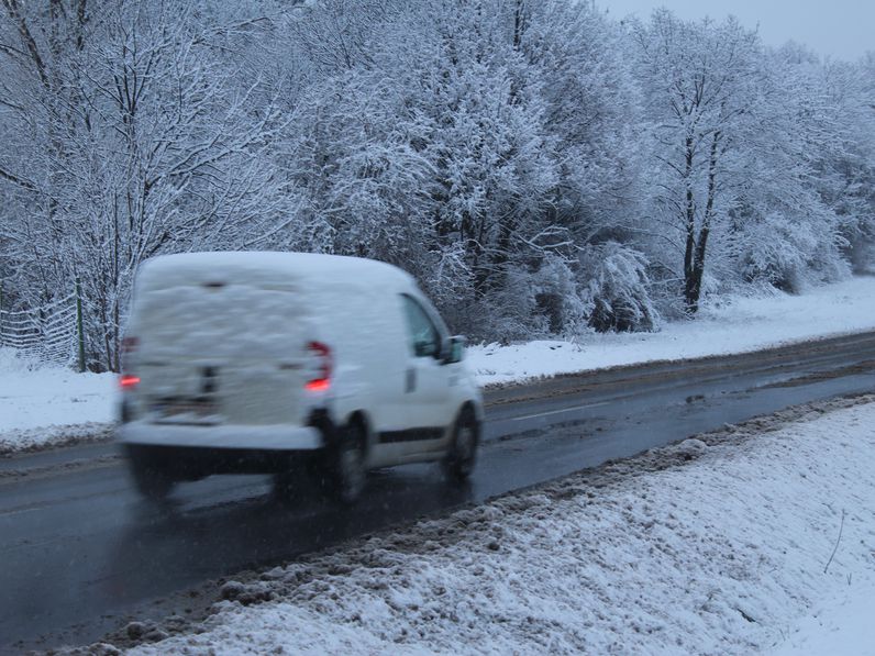 Sopron térségében ónos eső és havazás nehezítheti a közlekedést 
