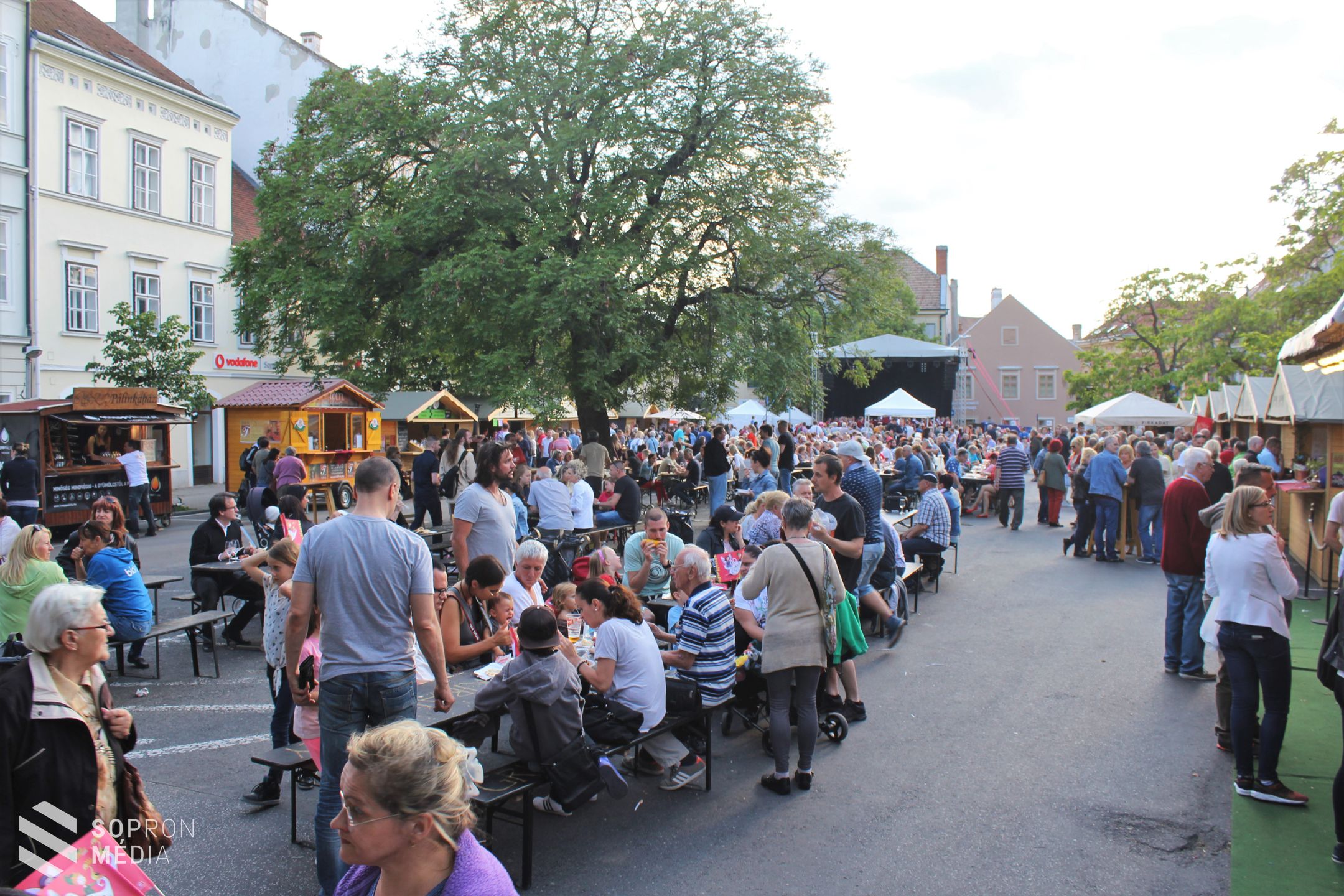 Megnyílt a XXVI. Soproni Borünnep! (galéria)