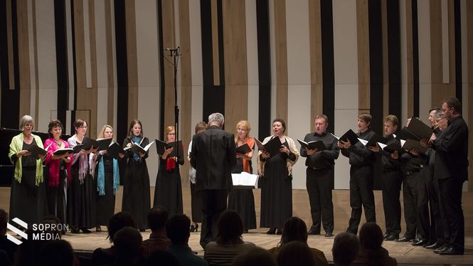 A Budapesti Tomkins Énekegyüttes