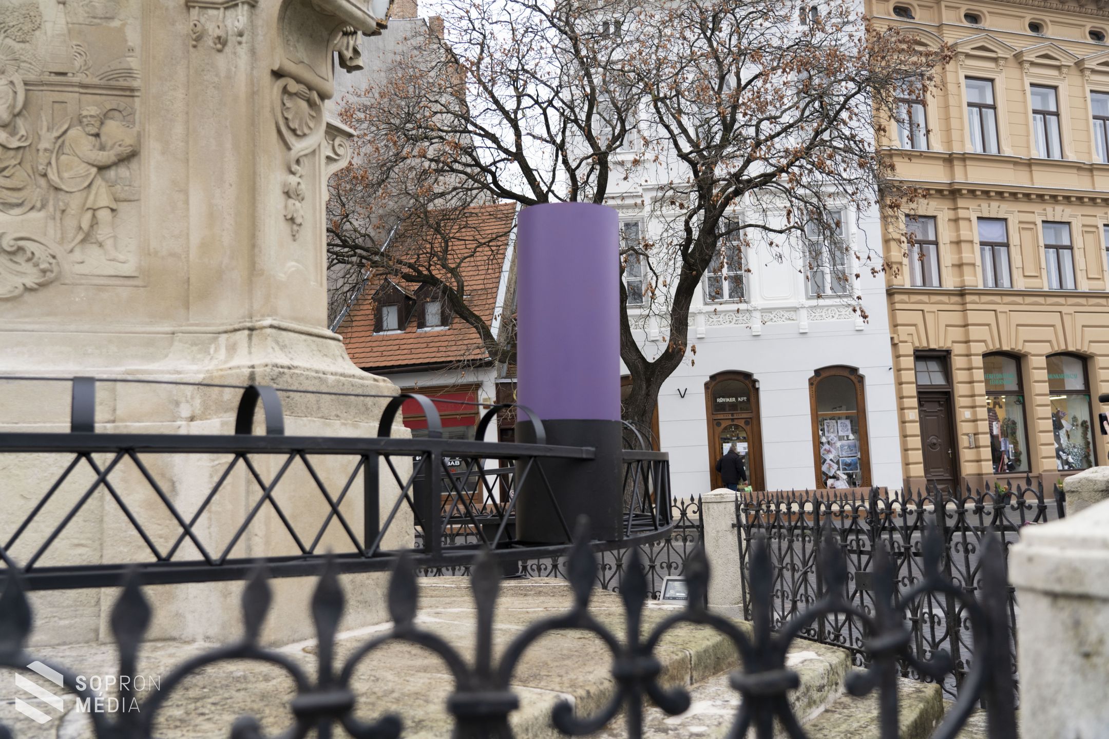 Új helyet kapott a város adventi koszorúja
