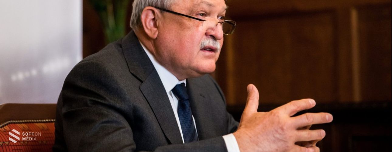 Csányi Sándor a Soproni Egyetemért Alapítvány kuratóriumának elnöke
