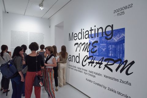 Mediating Time and Charm - Q-Contemporary kiállítás megnyitó