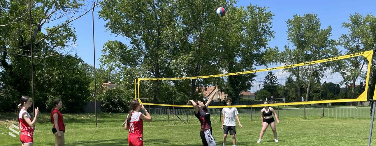 Boldog 125. születésnapot SFAC 1900 Sport Egyesület!