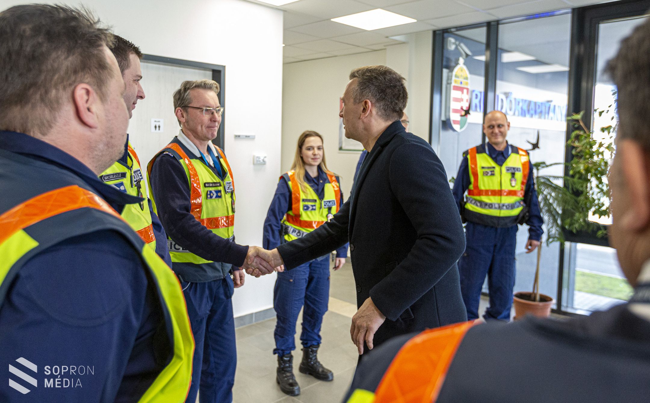 Polgármesteri köszönet a szilveszterkor is hivatásukat végzőknek