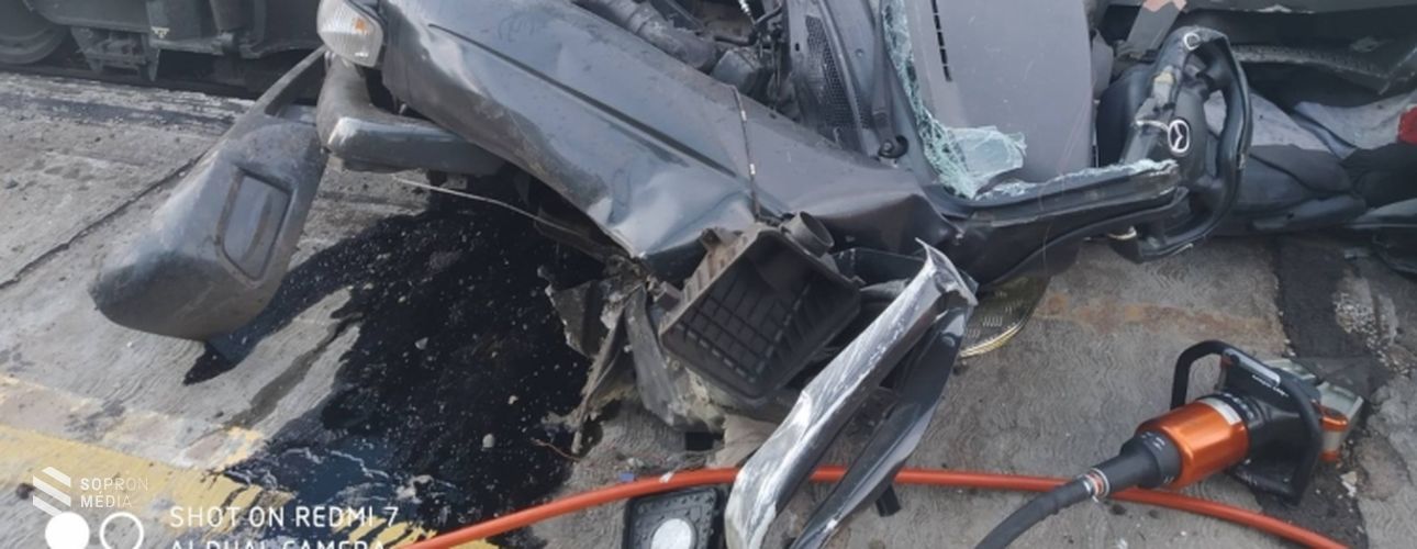 Halálos vasúti szerencsétlenség Ikrénynél - Sopronból induló vonatokat is érint a baleset!