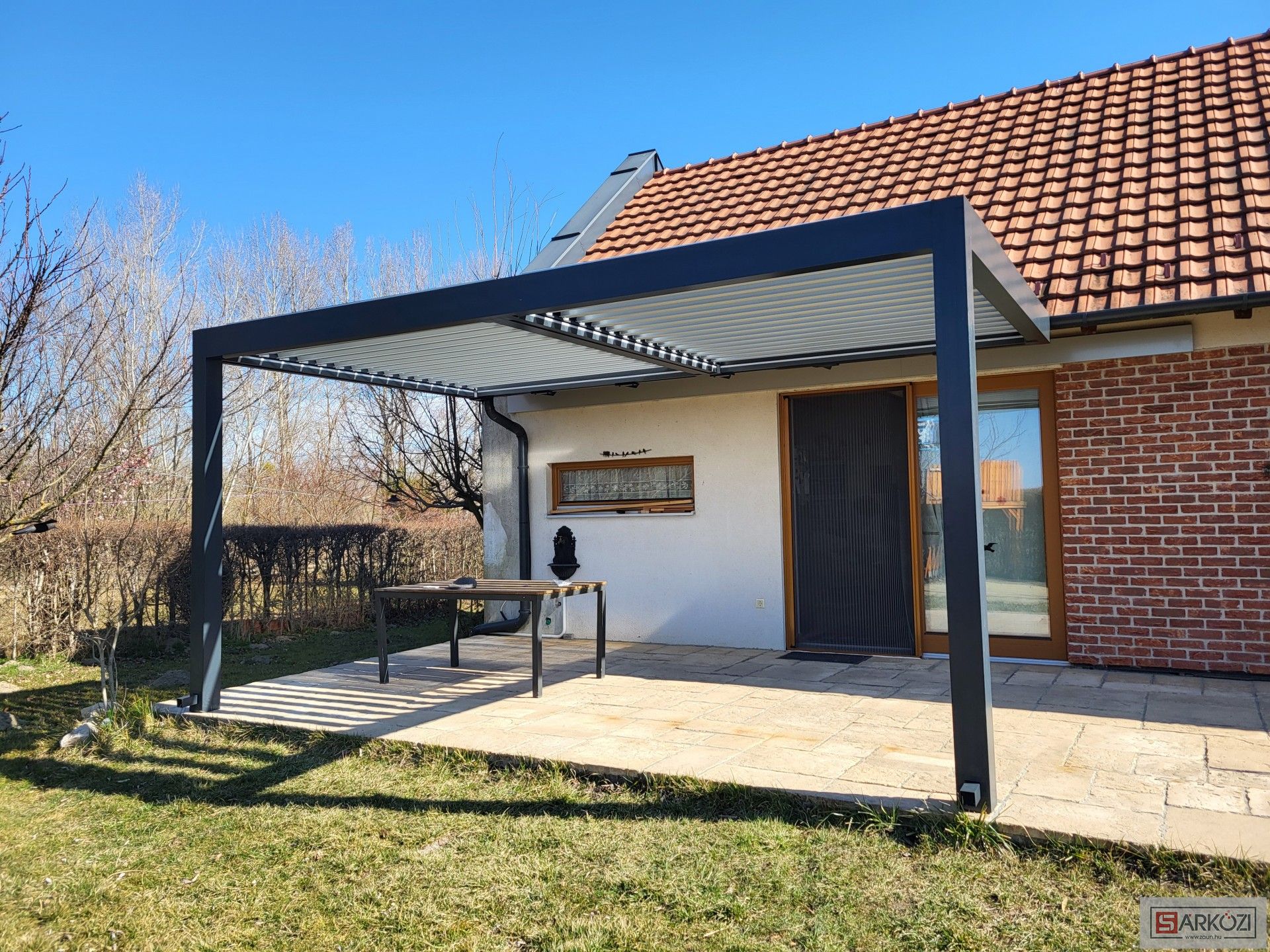 Bioklimatische Pergola 95