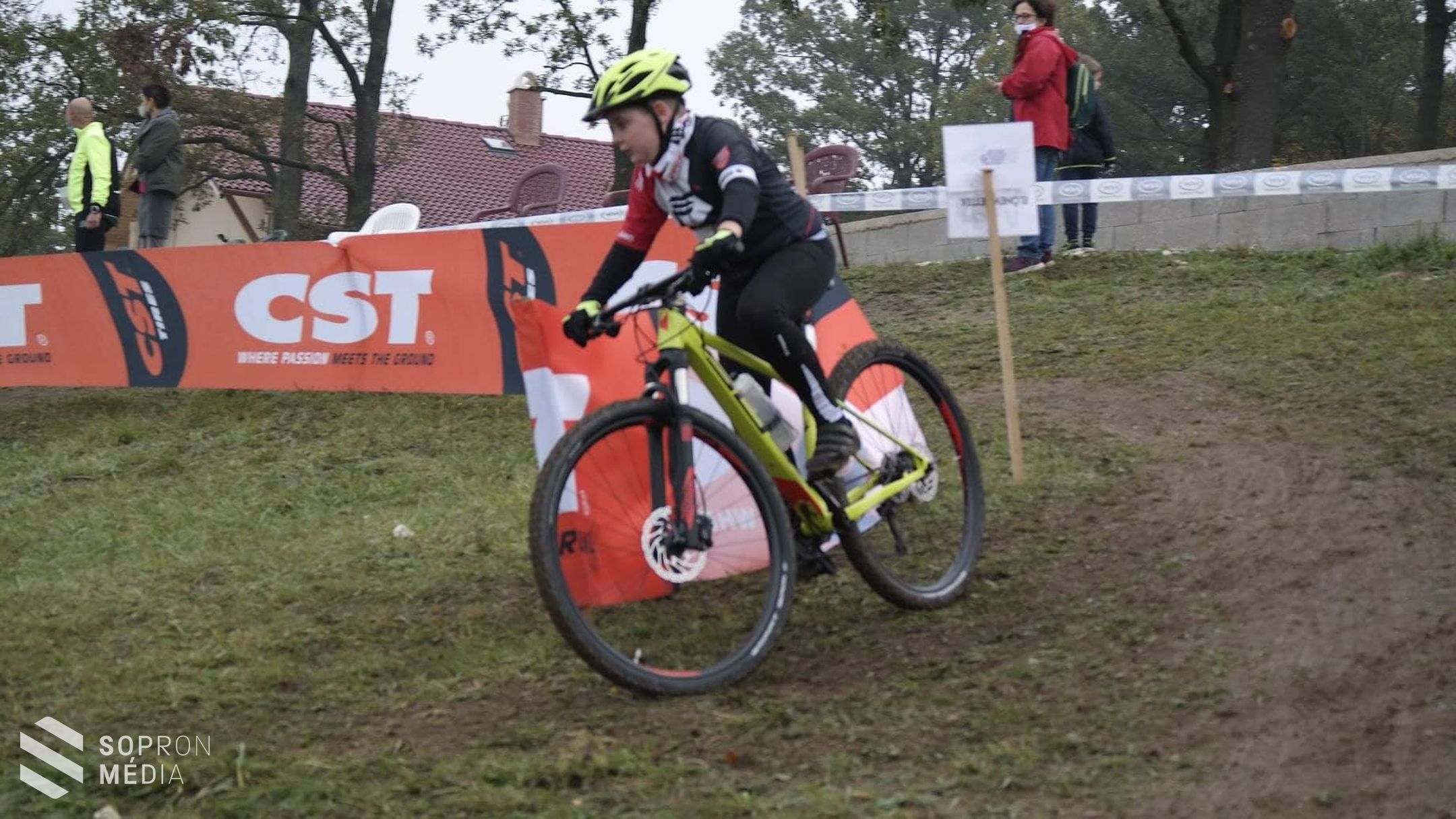 Cyclo-Crossban indultak a Superiorosok