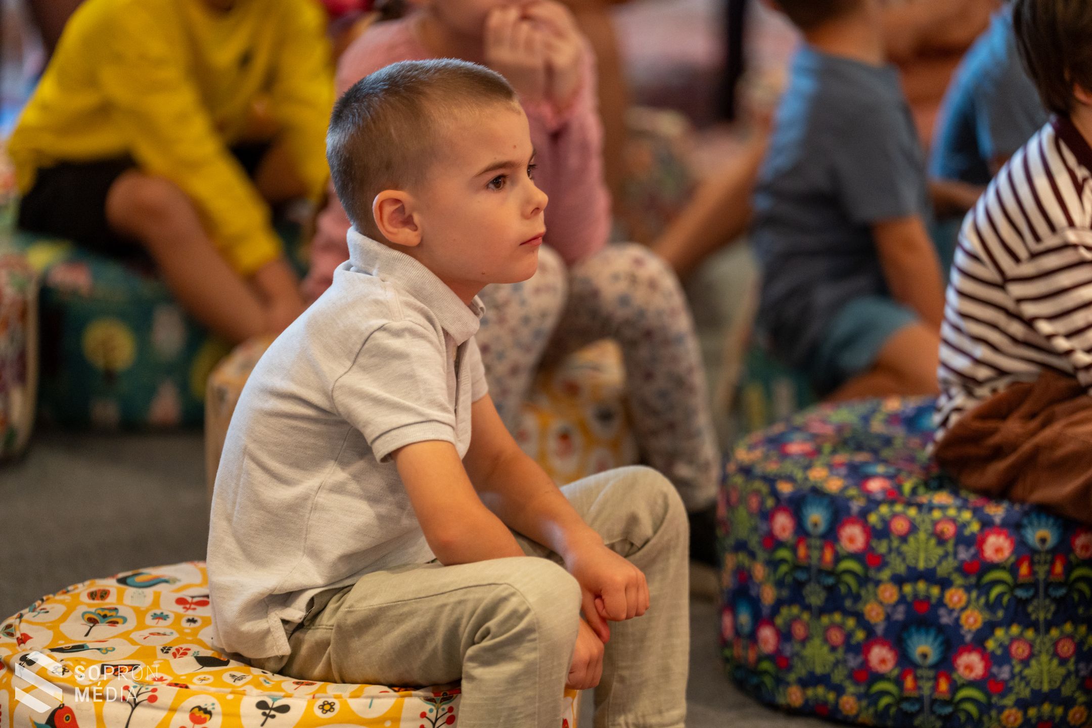 Színházi nyílt nap: kitárultak a kulisszák a közönség előtt