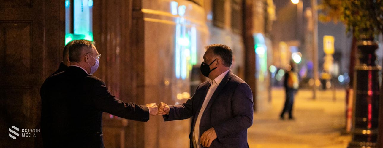 Orbán: kedd éjféltől kötelező a maszkhasználat a közterületeken - FRISSÍTETT