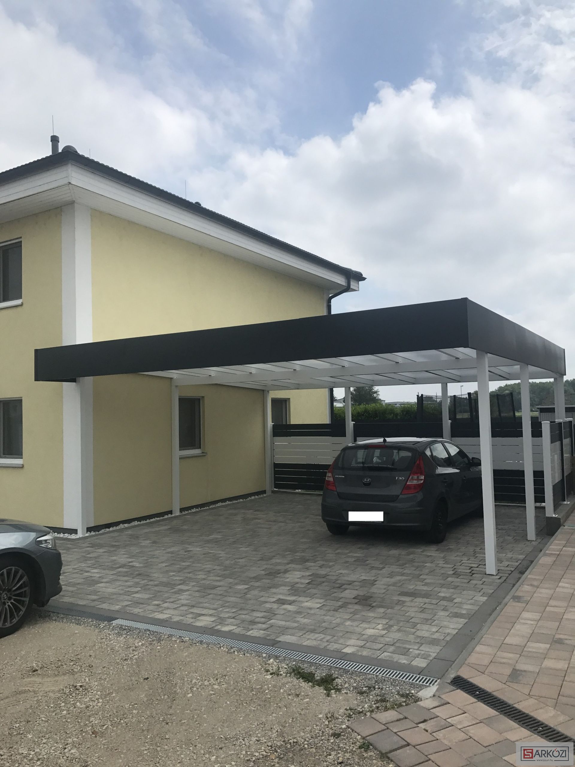 Carport 10