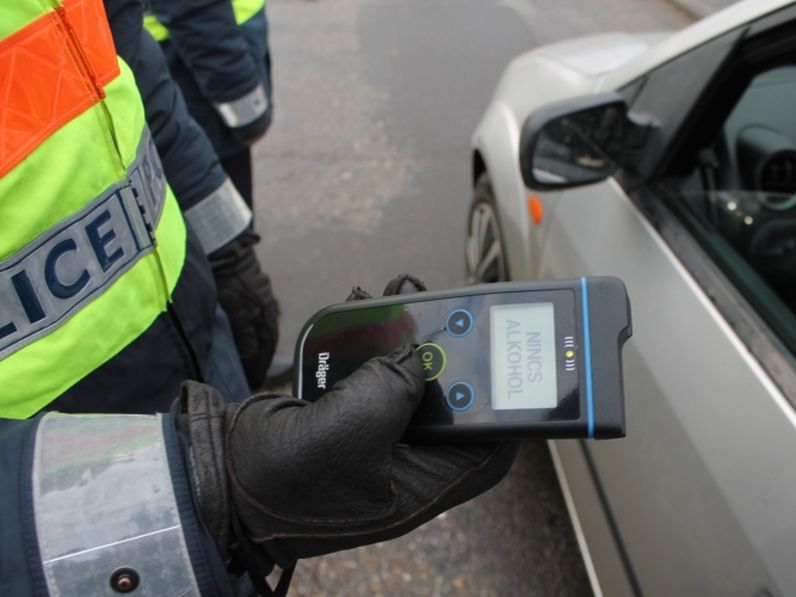Egy héten át ittas és bódult állapotot ellenőriz a rendőrség
