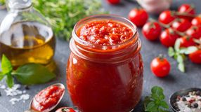 Hogyan tehetjük el télire a paradicsomot?