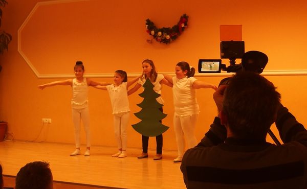 Adventi ünnepség 2015.