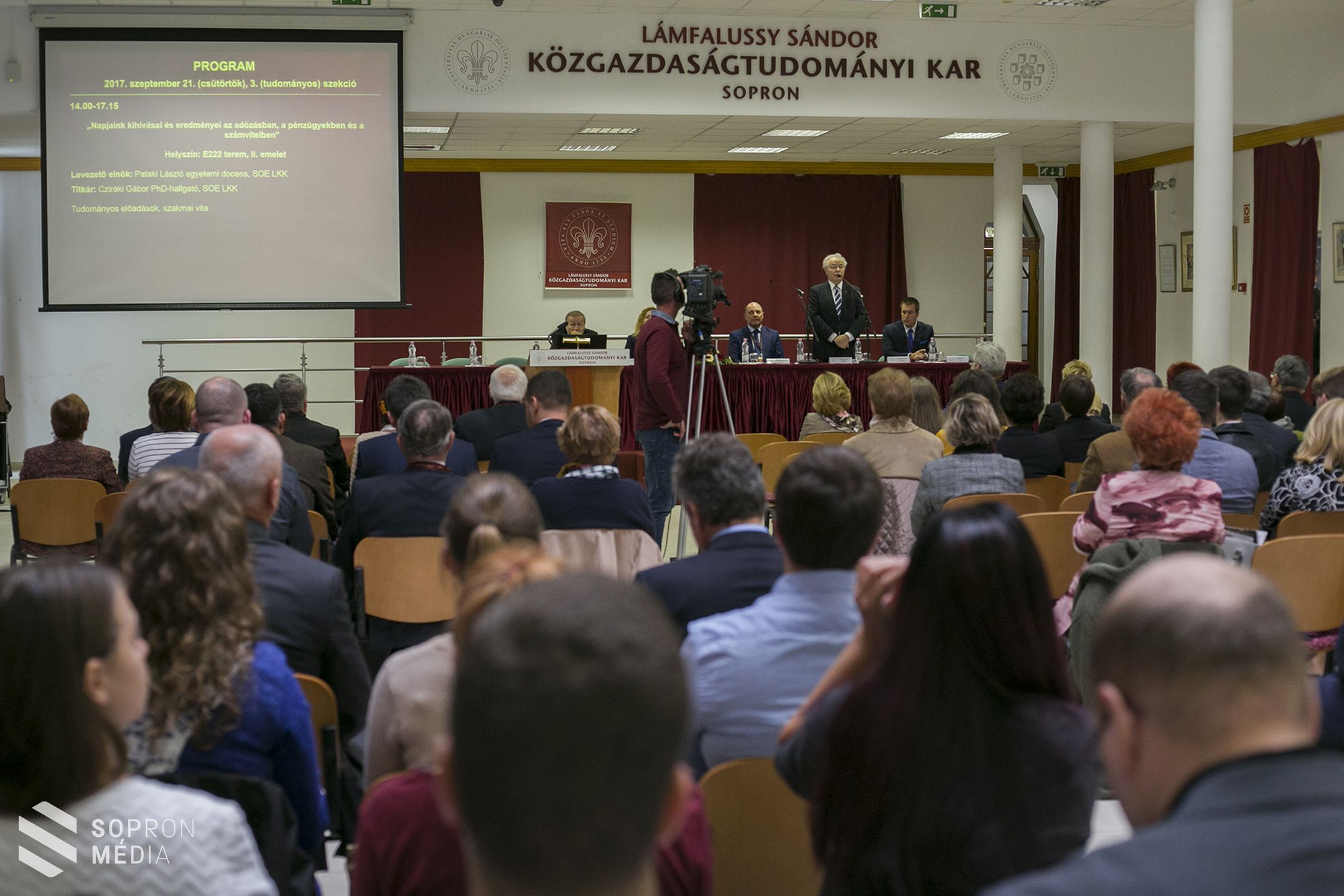 Adózás, pénzügy, számvitel! Elkezdődött XI. Soproni Pénzügyi Napok 