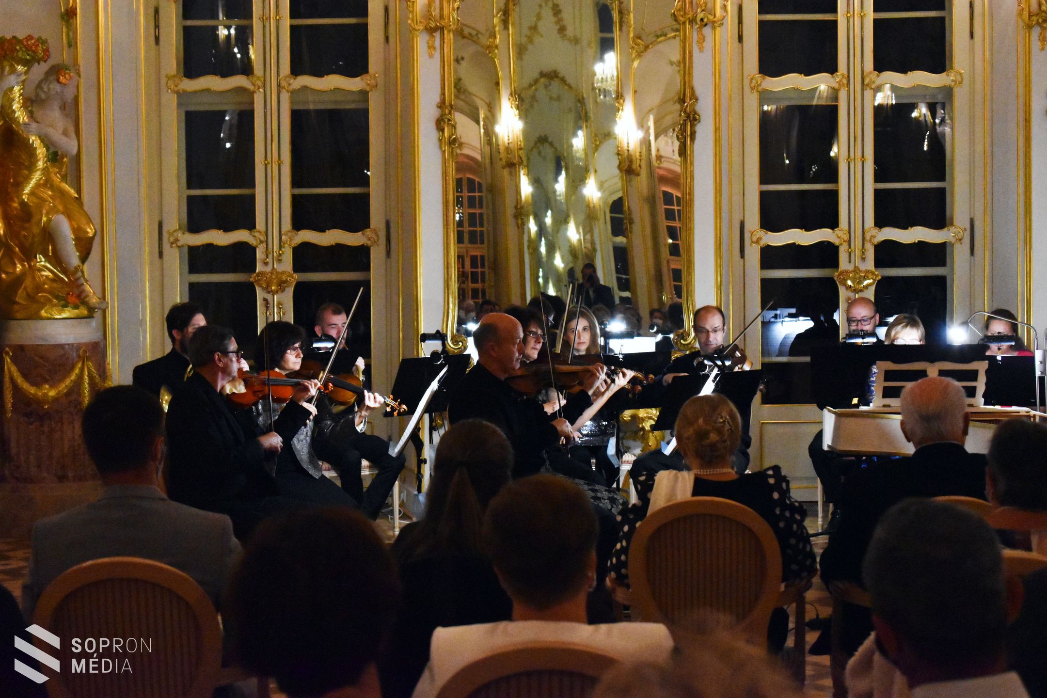 Michael Haydn műveit adta elő a Kalló Zsolt vezette Capella Savaria Eszterházán
