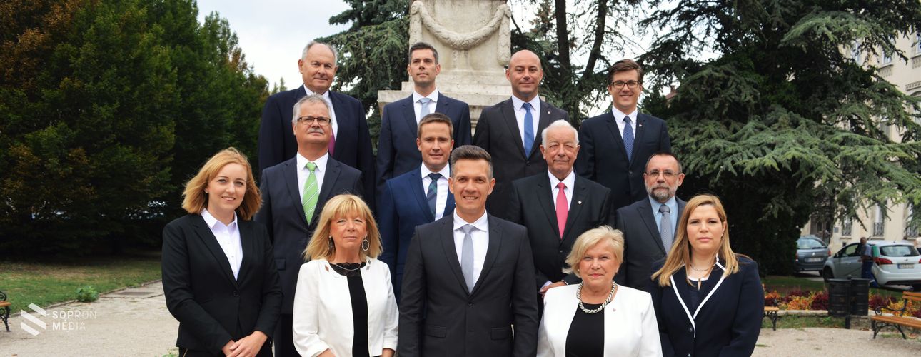 Bemutatta jelöltjeit a Fidesz-KDNP