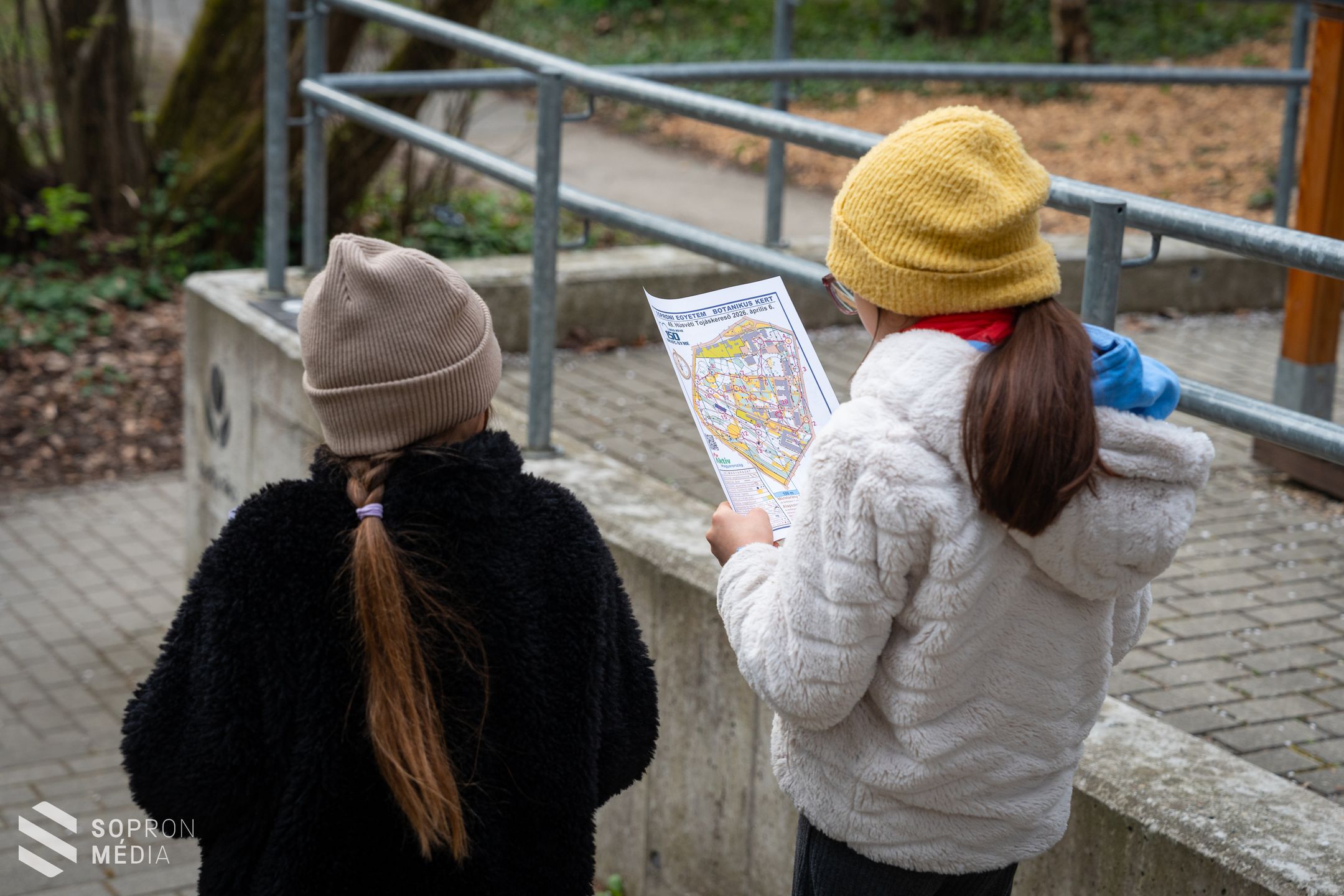 Idén is sokakat csábított a Soproni Egyetem botanikus kertjébe a hagyományos tojáskeresés!