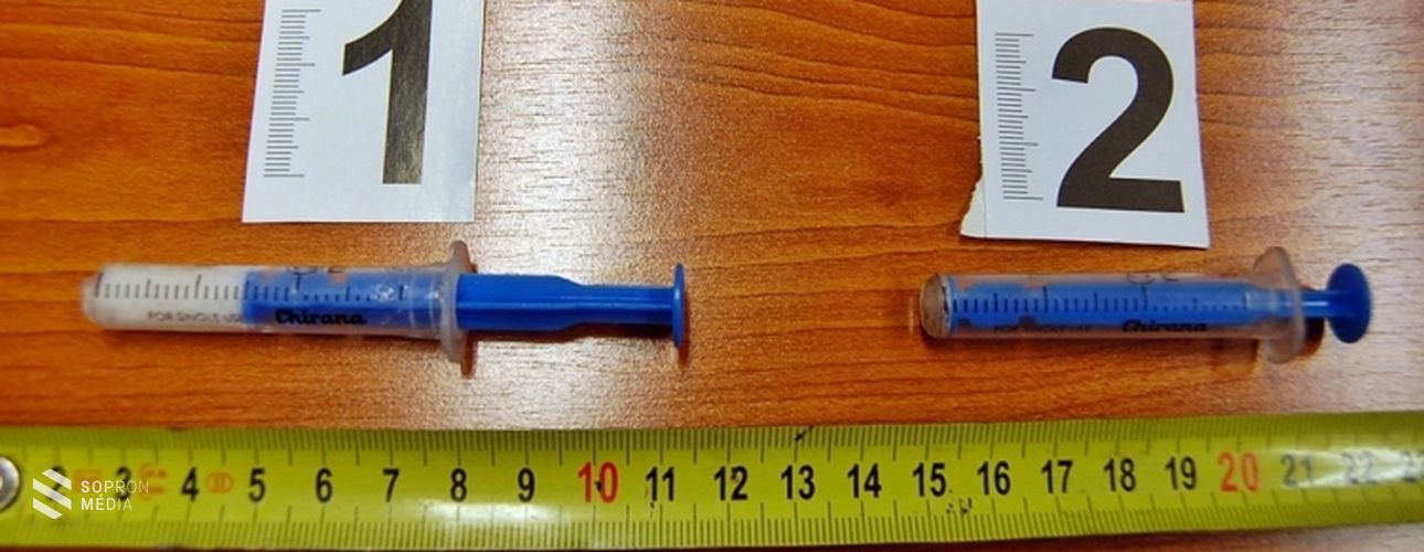 Kábítószergyanús anyagot találtak a nadrágzsebben Csornán