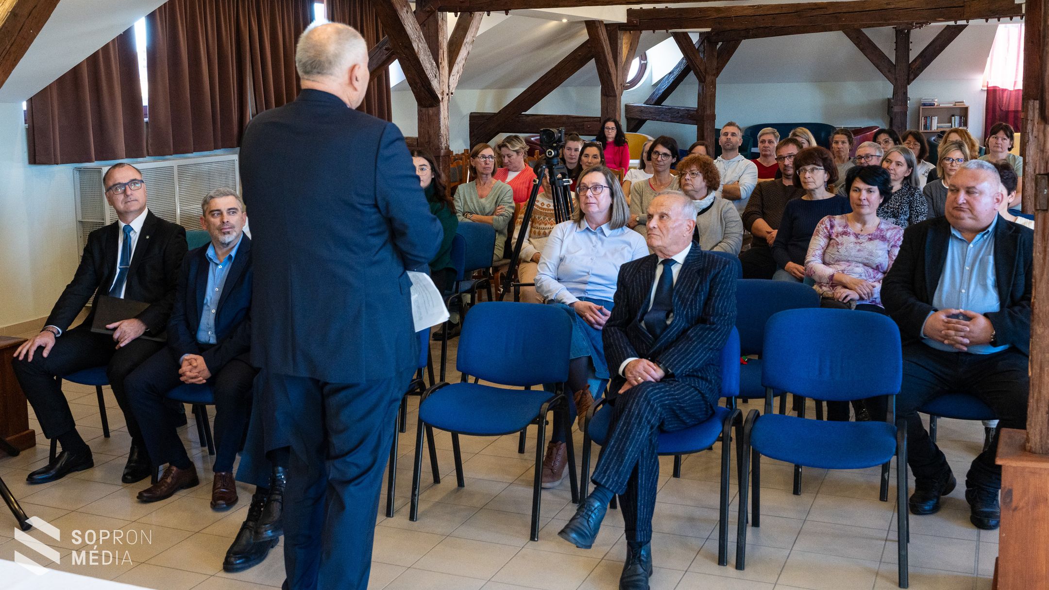 Legkiválóbb pedagógusait díjazta a Soproni Széchenyi István Gimnázium