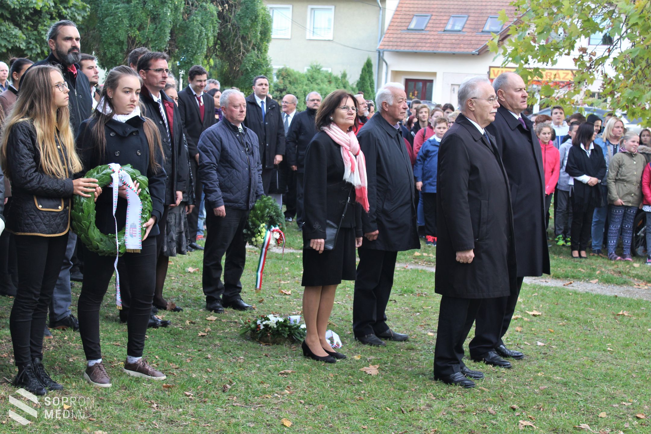 Az aradi vértanúk emléke előtt tisztelgett a város