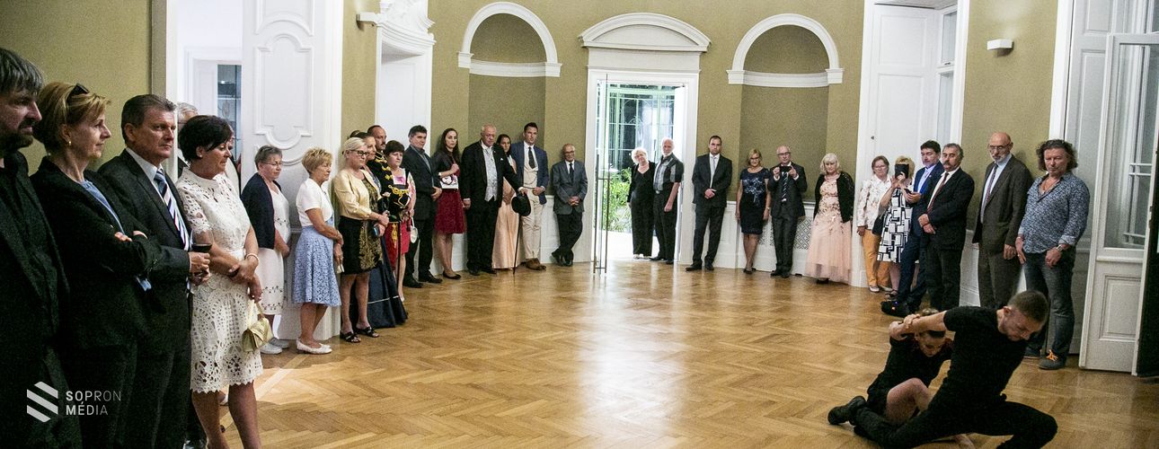 A boldog békeidők hangulatát idézte fel a Soproni Lions Club