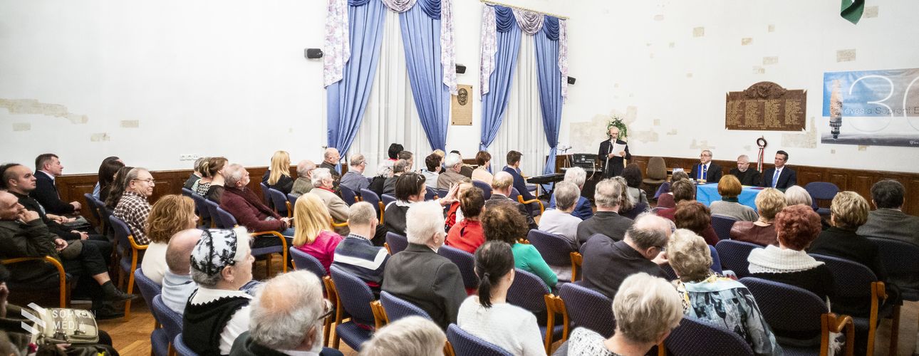 30 éve képeznek hidat Sopron és Erdély között