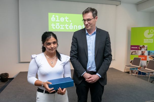 Istennek mi dolga velem? – A lány története, aki azt sem tudja, hány H-sként neveli egyedül a gyermekét